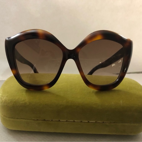 Authentic oversized Gucci sunglasses in tortoise shell - Picture 3 of 10